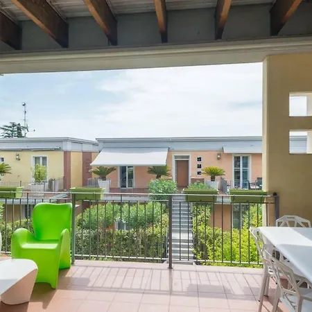 Luxury Apartmán Padenghe sul Garda